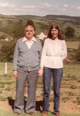 AlbertLizEngland1980 2