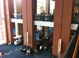 Lobby in the other direction